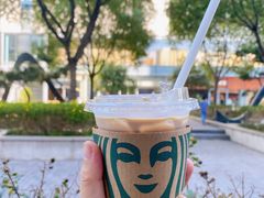 -星巴克臻选(杭州嘉里中心1F店)