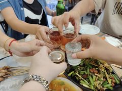 -兄弟小串(华新·名筑店)