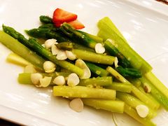 鲜杏仁拌芦笋-翠清酒家(万丰路店)