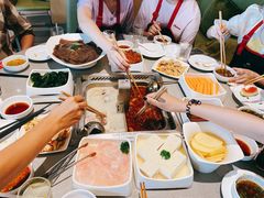 -海底捞火锅(新松江路店)