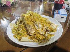 -三亚火车头万人海鲜广场