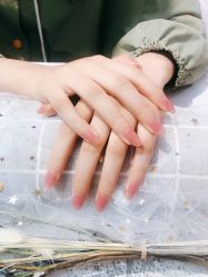 -UGIRL有个美甲