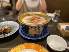 铁锅葱酥羊尾尖煮萝卜丝-北京王府井希尔顿酒店·秦唐中餐厅Chynna
