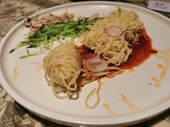 鸡丝拌面-桂满陇天书(南京德基旗舰店)