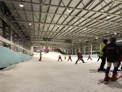 -乔波室内滑雪场