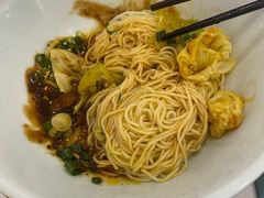 -李与白包子铺(桐梓林店)