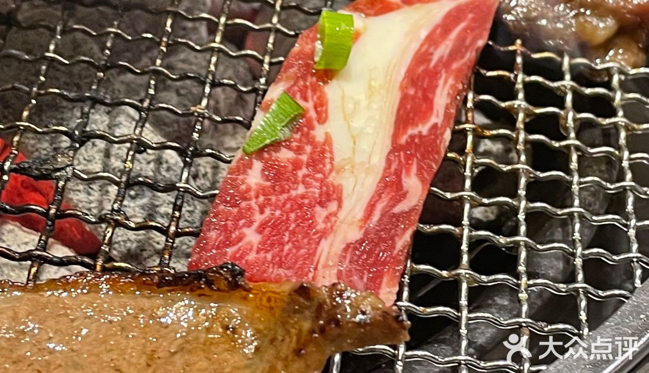 品店 韩都碳火烤肉店