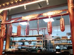 -谭鸭血老火锅(娄星区长青街店)