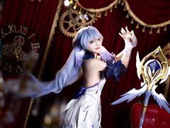 -米游妙妙屋cosplay换装自拍摄影体验馆