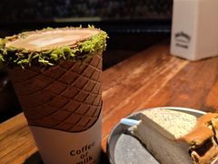 -丽纳尔斯酒吧咖啡LENORE’S BAR(三经街店)