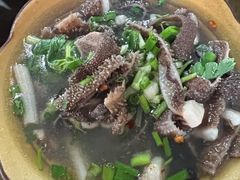 -小杨翘脚牛肉