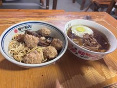-矮子粉店1985·长沙米粉(湘春路店)