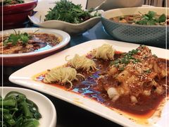 -万重锦·人文川菜馆(骡马市店)