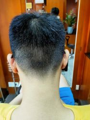 点击看大图 -七分屋LA·烫发·染发·剪发