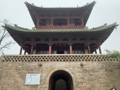 -砥洎城