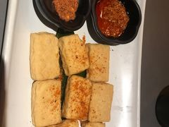 黄金爆浆豆腐-云海肴·汽锅鸡·云南菜(高德置地店)