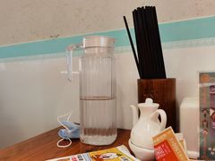 -诚铭记·虾仁汤包·成都小吃(融创店)