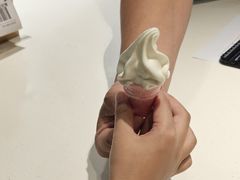 -麦当劳(百联西郊购物中心店)