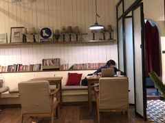 -雕刻时光咖啡馆(交大店)