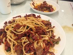 -汗腾格里·风味餐厅(新疆驻京办店)