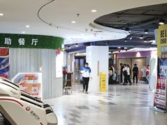 -港澳广场购物中心