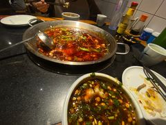 -小饕荟雅安贡椒鱼鲜馆(广福桥店)