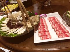 -泓炙颐凤鲜海鲜火锅料理(桐乡店)