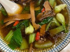 青菜菌菇汤-八珍手工水饺·妈妈的爱(传芳巷店)