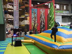 -蒙特利亲子乐园