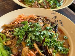 -方铲铲·成都板凳面(滨江银泰店)