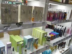 -彩丰行(荃湾店)