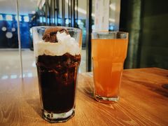 -必胜客(WOW中央公园店)
