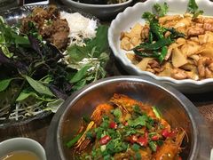 -大头虾越式风味餐厅(光明广场店)