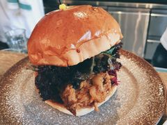 手撕猪肉汉堡-RAC BAR(安福路店)