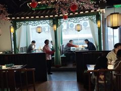 -荷塘秋月·本帮江浙菜(国权路店)