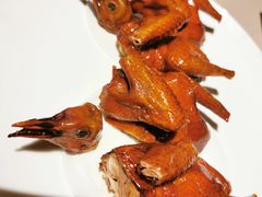 脆皮乳鸽-荣轩(新荣记环球金融中心店)