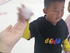 -冰堡国际溜冰场(观澜湖新城MHMALL店)