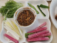 -关东风老北方菜馆(桂芳园店)