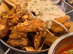 蒜香黄油半鸡-富乐满韩国正宗炸鸡韩国料理(虹泉路店)