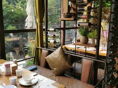 靠窗位-胡桃里音乐酒馆(东区店)