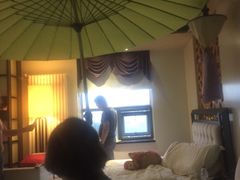 -喜鹊愉家酒店(郑州曼哈顿博览中心地铁站店)