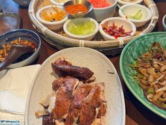 -包整·丝娃娃(一览甲秀楼风景店)