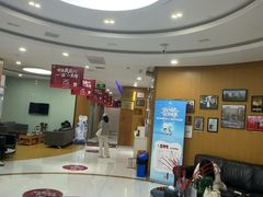 -雅悦齿科(顾村公园店)