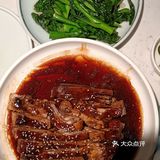 大榕树下