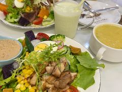 -丽莎沙拉轻食餐厅(国贸店)