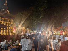 -周日夜市