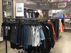 -唯品会(北京国瑞城店)
