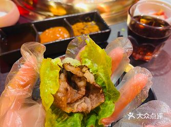 两个人选的套餐，248，但是吃不饱，后面加了一份米饭