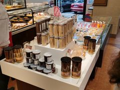 面包甜点陈列柜-金凤成祥(花园路店)