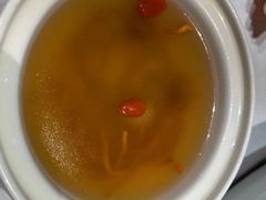 时令菌汤-鱼翅楼·津派砂锅鱼翅(水上公园店)